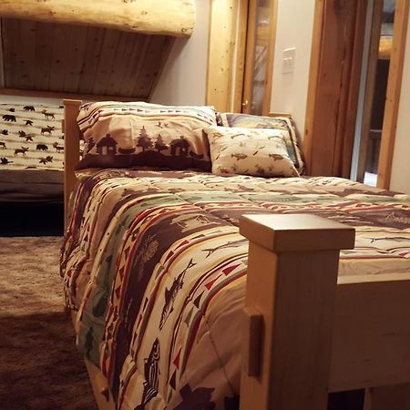 Wildmoon Home Fairbanks Bagian luar foto