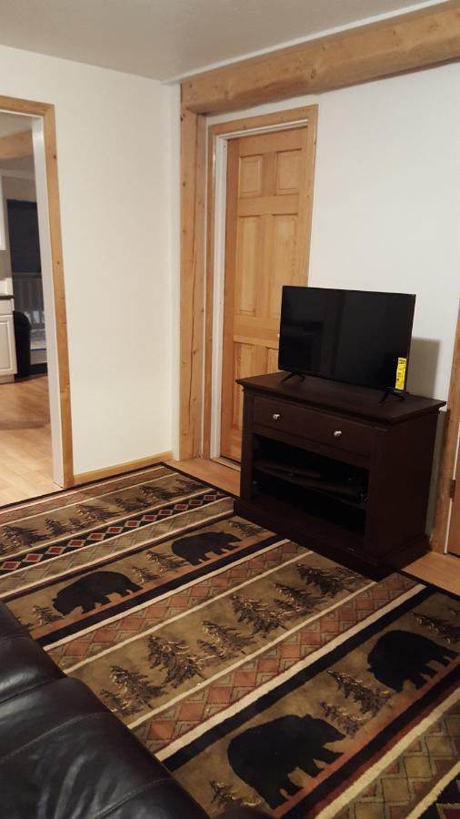 Wildmoon Home Fairbanks Bagian luar foto