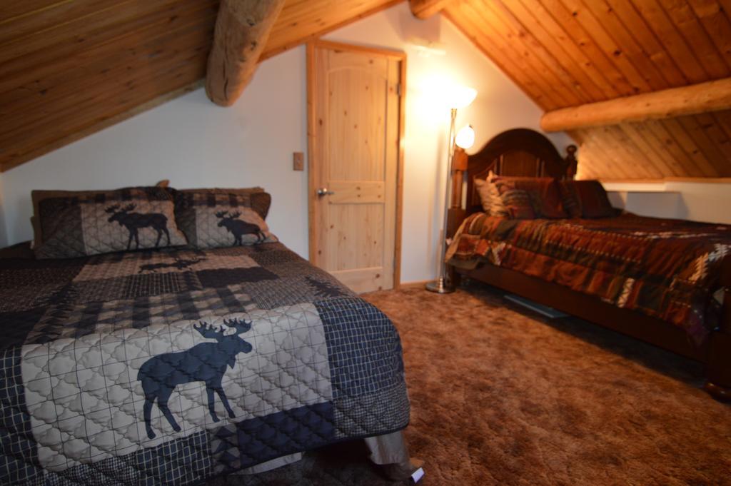 Wildmoon Home Fairbanks Bagian luar foto