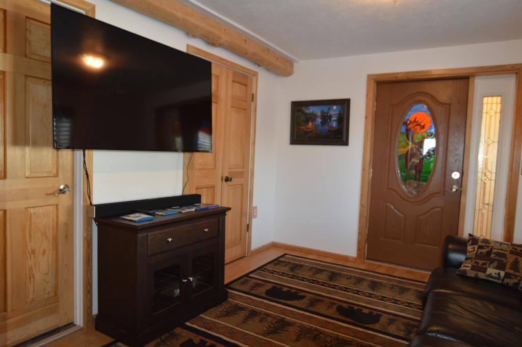 Wildmoon Home Fairbanks Bagian luar foto