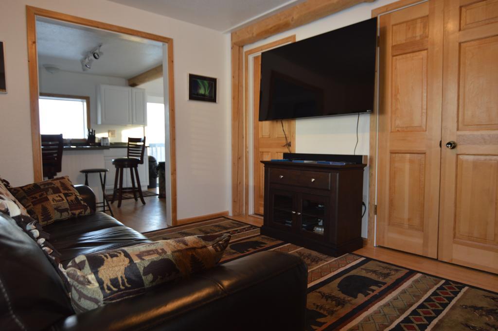 Wildmoon Home Fairbanks Bagian luar foto