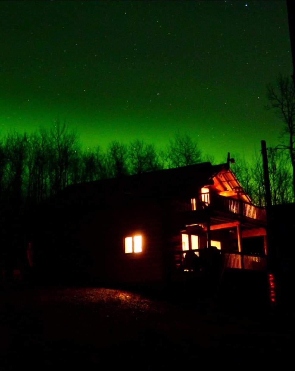 Wildmoon Home Fairbanks Bagian luar foto